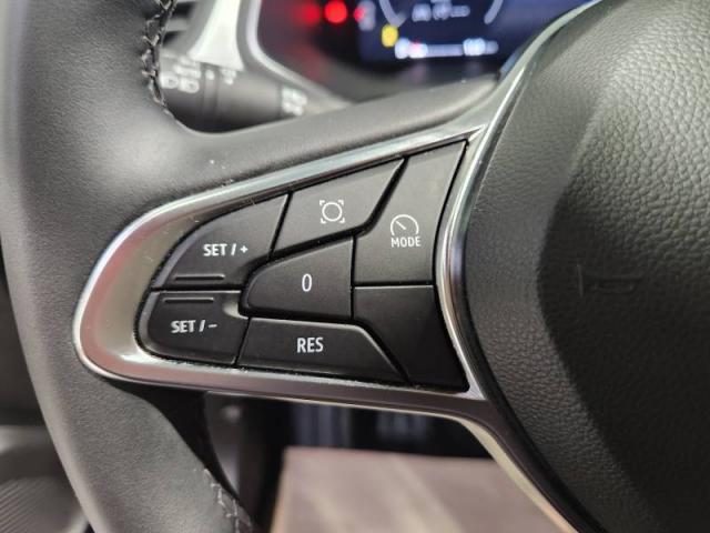 Renault Captur image 2