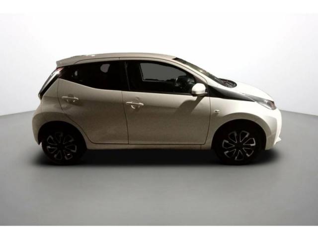 Toyota Aygo image 2