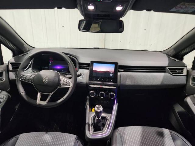 Renault Clio image 9