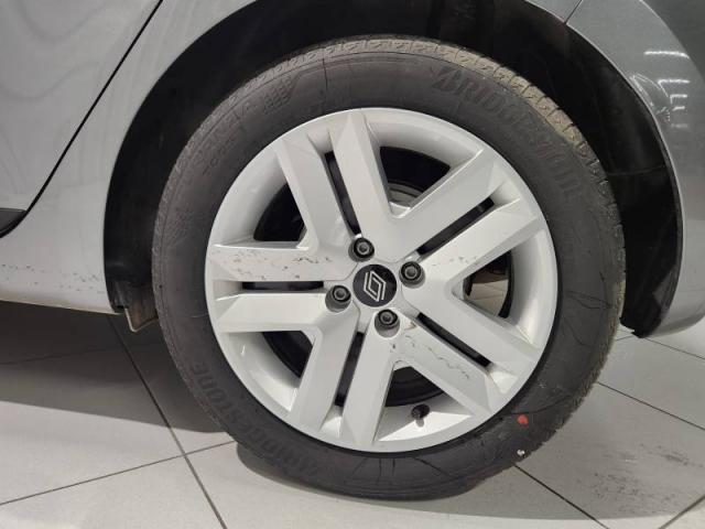 Renault Clio image 7