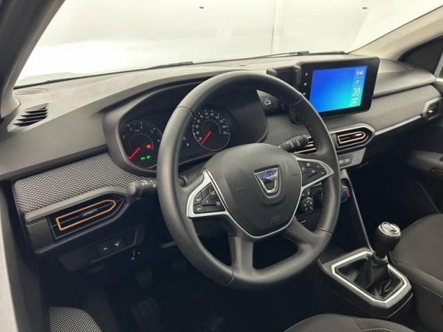 Dacia Sandero image 1