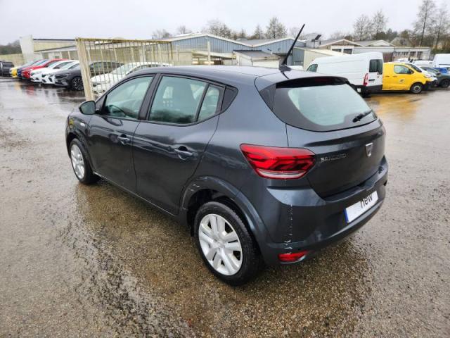 Dacia Sandero image 2
