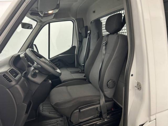 Renault Master image 6