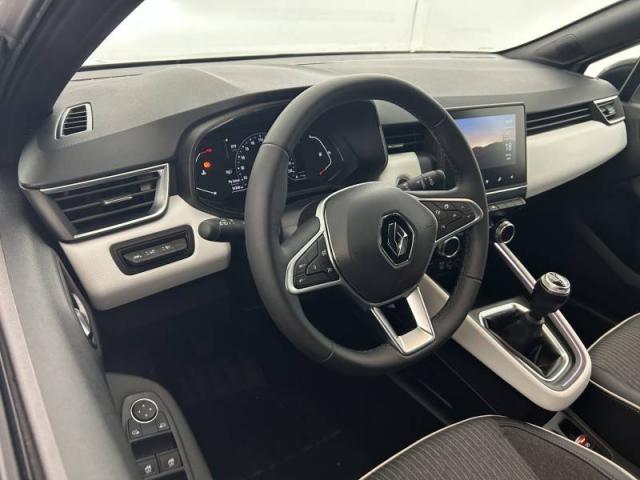 Renault Clio image 1