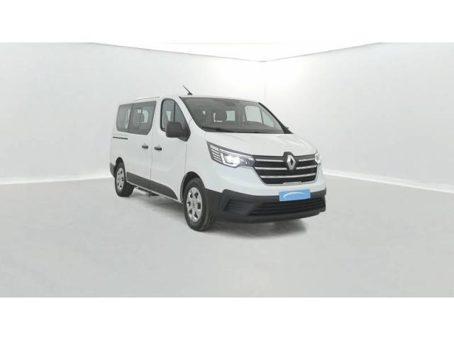 Renault Trafic image 2