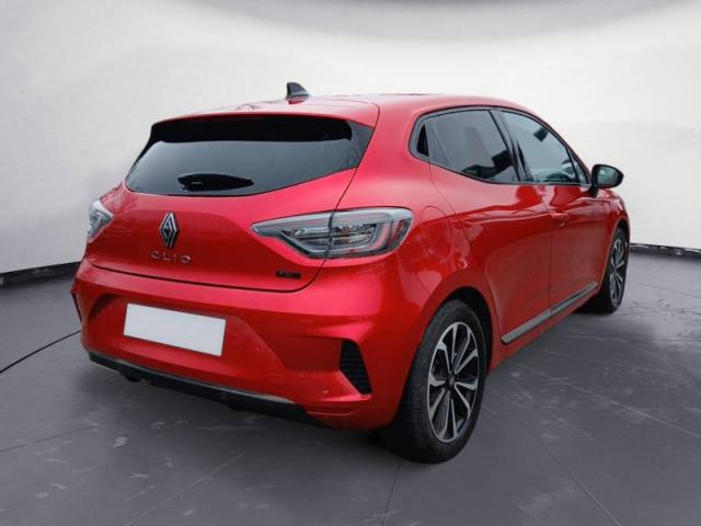 Renault Clio image 8