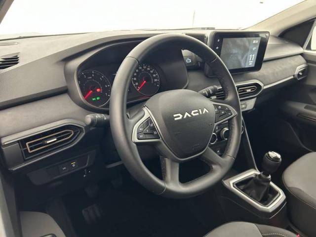 Dacia Jogger image 1