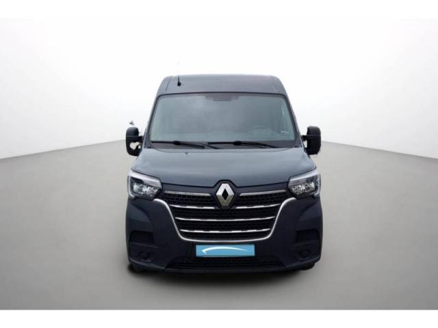 Renault Master image 2