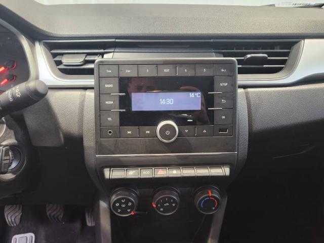 Renault Captur image 6