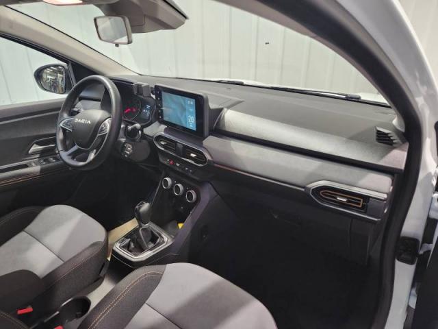 Dacia Sandero image 1