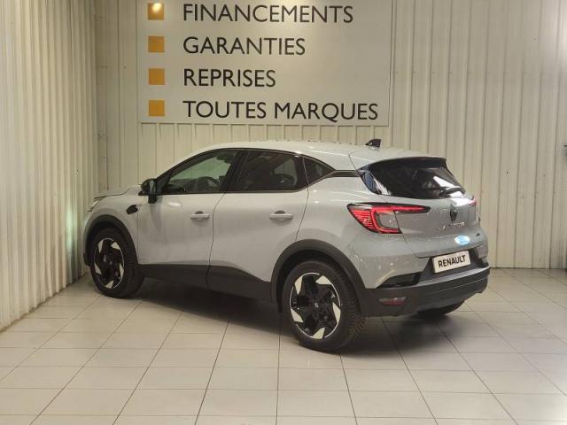 Renault Captur image 1