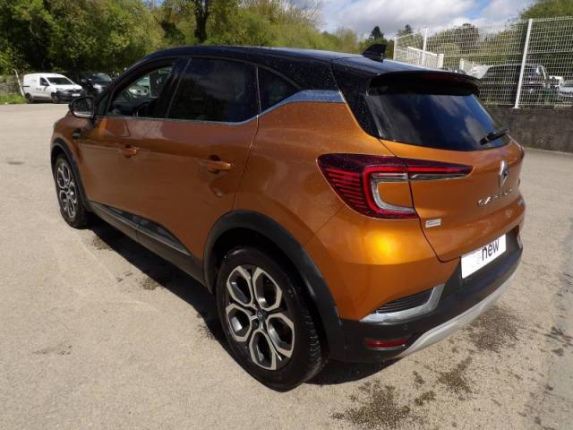 Renault Captur image 2