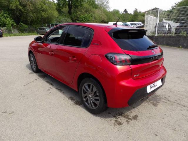 Peugeot 208 image 6