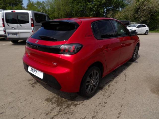 Peugeot 208 image 1