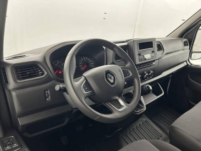 Renault Master image 4