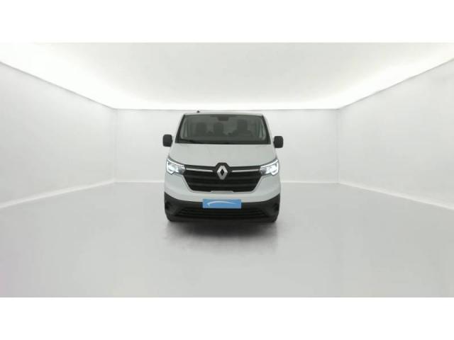 Renault Trafic image 2