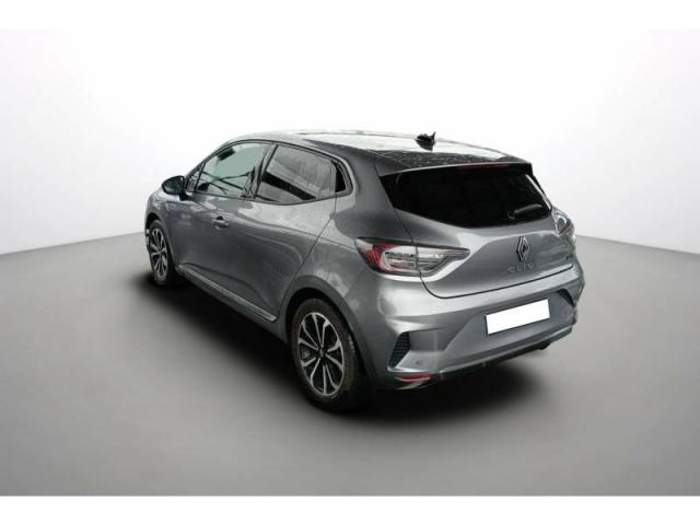 Renault Clio image 6