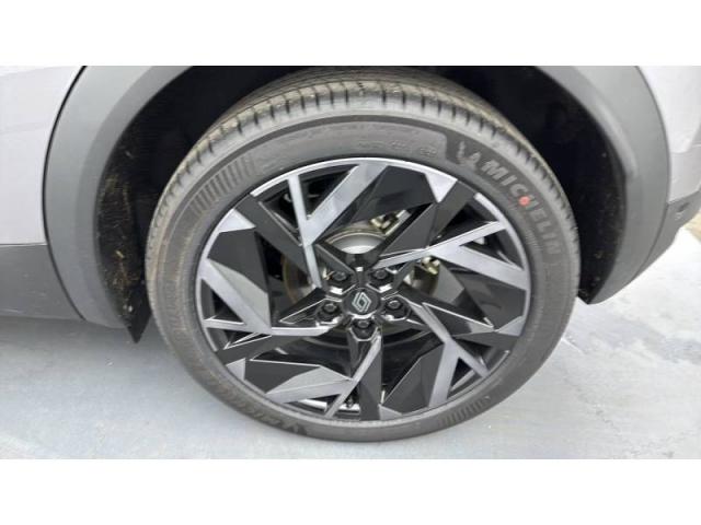 Renault Captur image 2