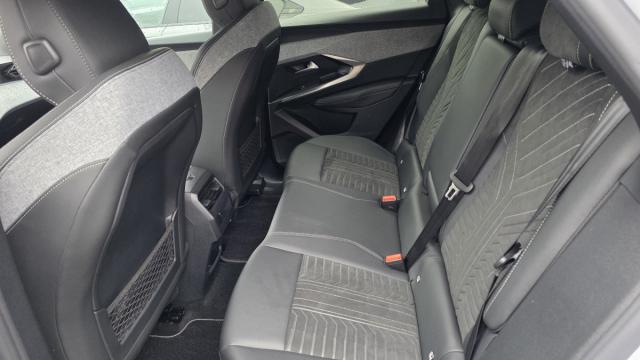 Peugeot 3008 image 8