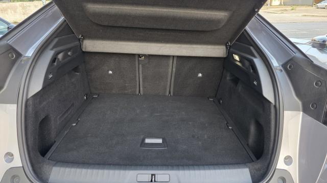 Peugeot 3008 image 9