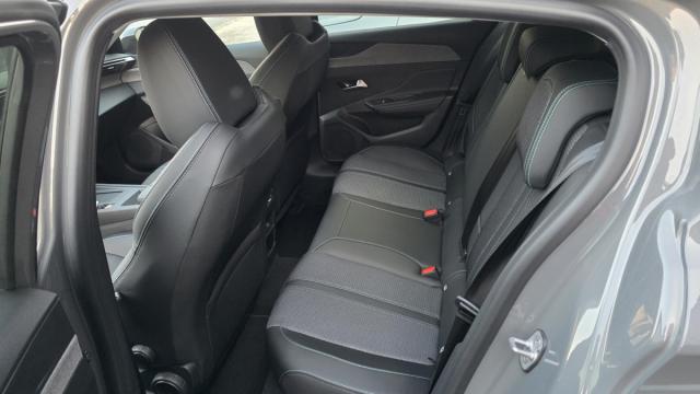 Peugeot 308 image 7