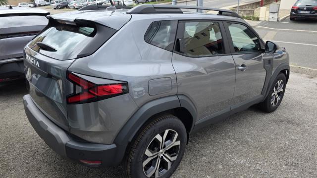 Dacia Duster image 8