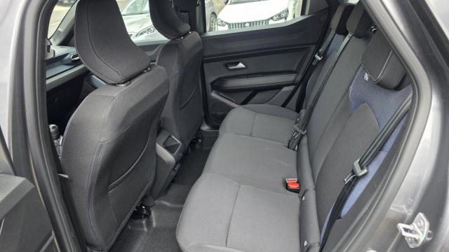 Dacia Duster image 2