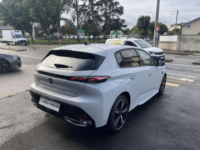 Peugeot 308 image 1