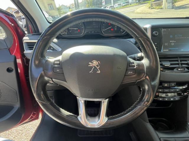 Peugeot 208 image 7