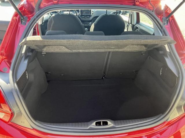 Peugeot 208 image 1