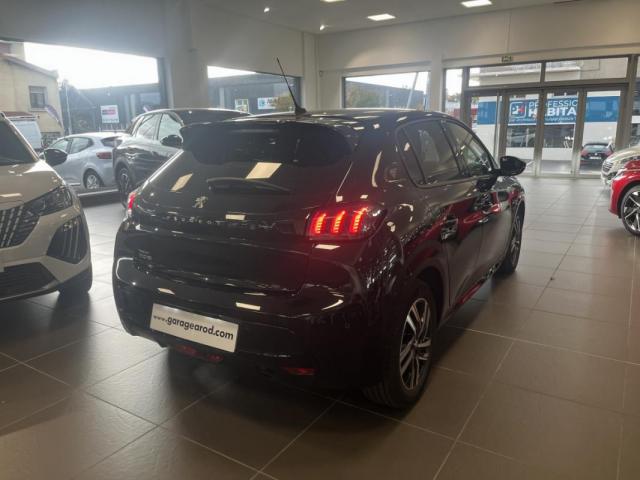 Peugeot 208 image 4