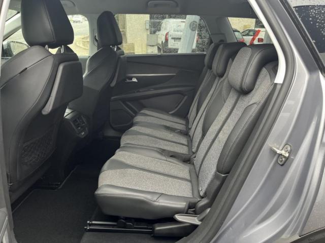Peugeot 5008 image 5