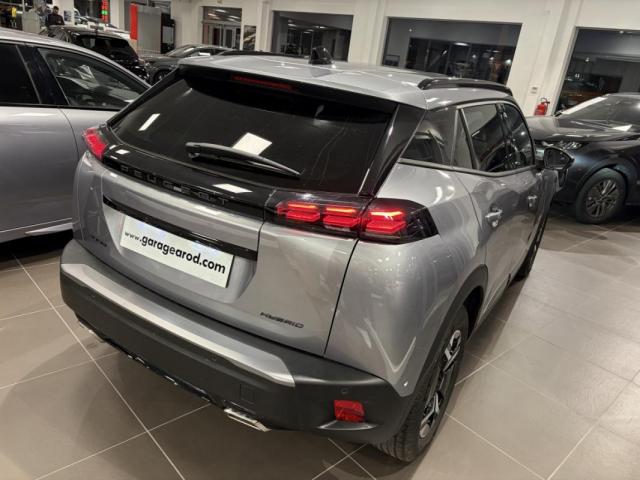 Peugeot 2008 image 2