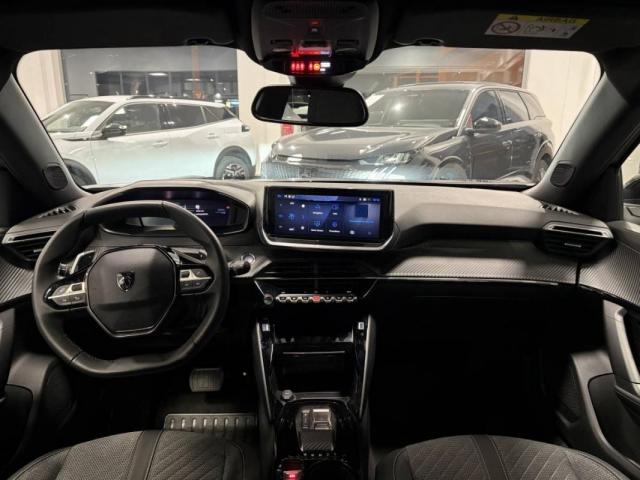 Peugeot 2008 image 6