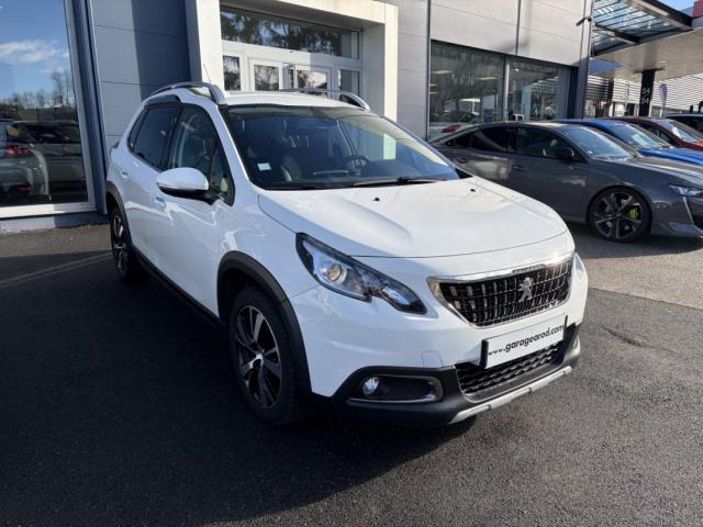 Peugeot 2008 Bluehdi 120 S&s Eat6 Allure - 5 Options Incluses