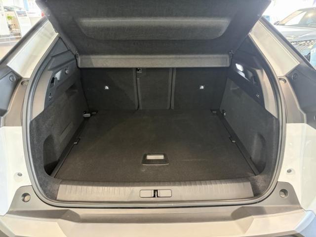 Peugeot 3008 image 2