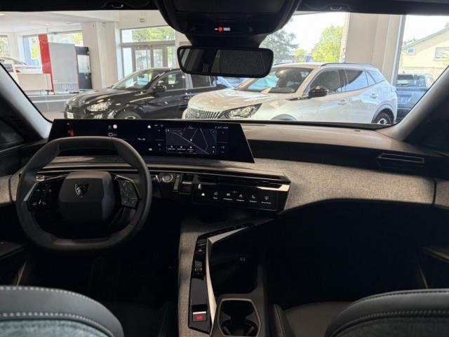 Peugeot 3008 image 3