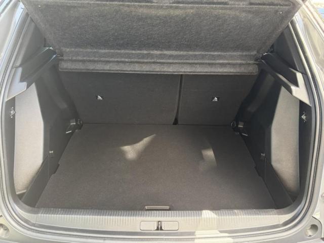 Peugeot 2008 image 7