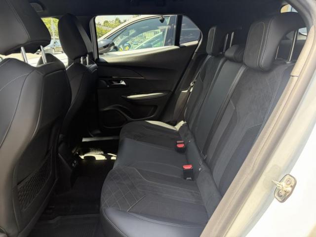 Peugeot 2008 image 6