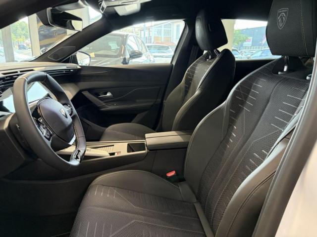 Peugeot 308 image 9