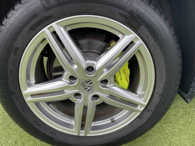 Porsche Cayenne image 6