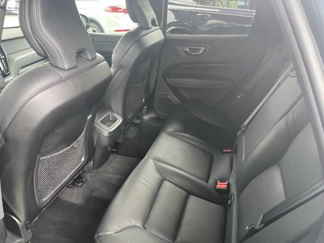 Volvo Xc60 image 2