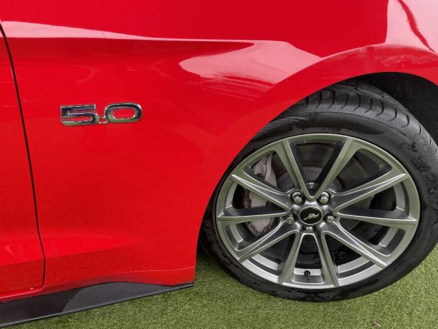 Ford Mustang image 5