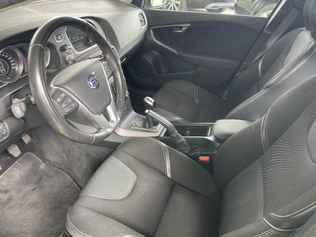 Volvo V40 image 4