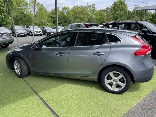 Volvo V40 image 8
