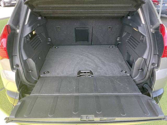 Peugeot 3008 image 1