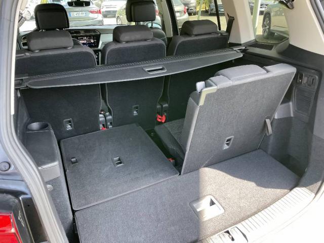 Volkswagen Touran image 1
