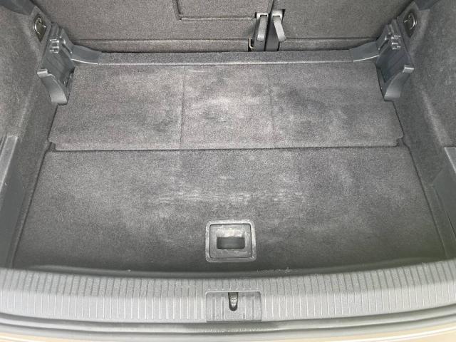 Volkswagen Golf Sportsvan image 2
