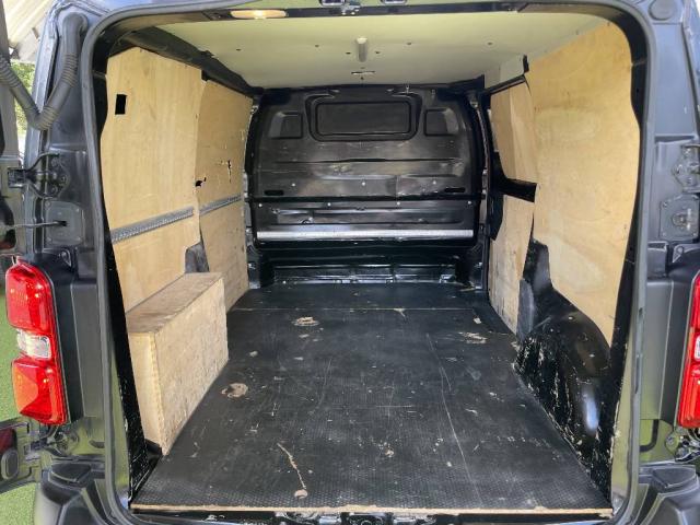 Citroen Jumpy image 1