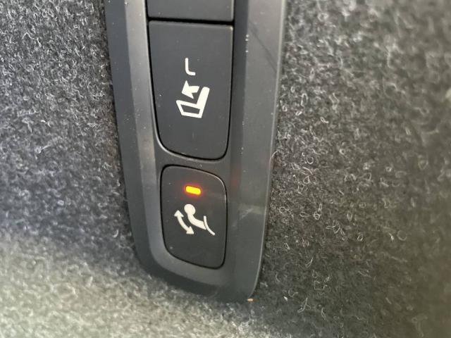 Volvo Xc40 image 9